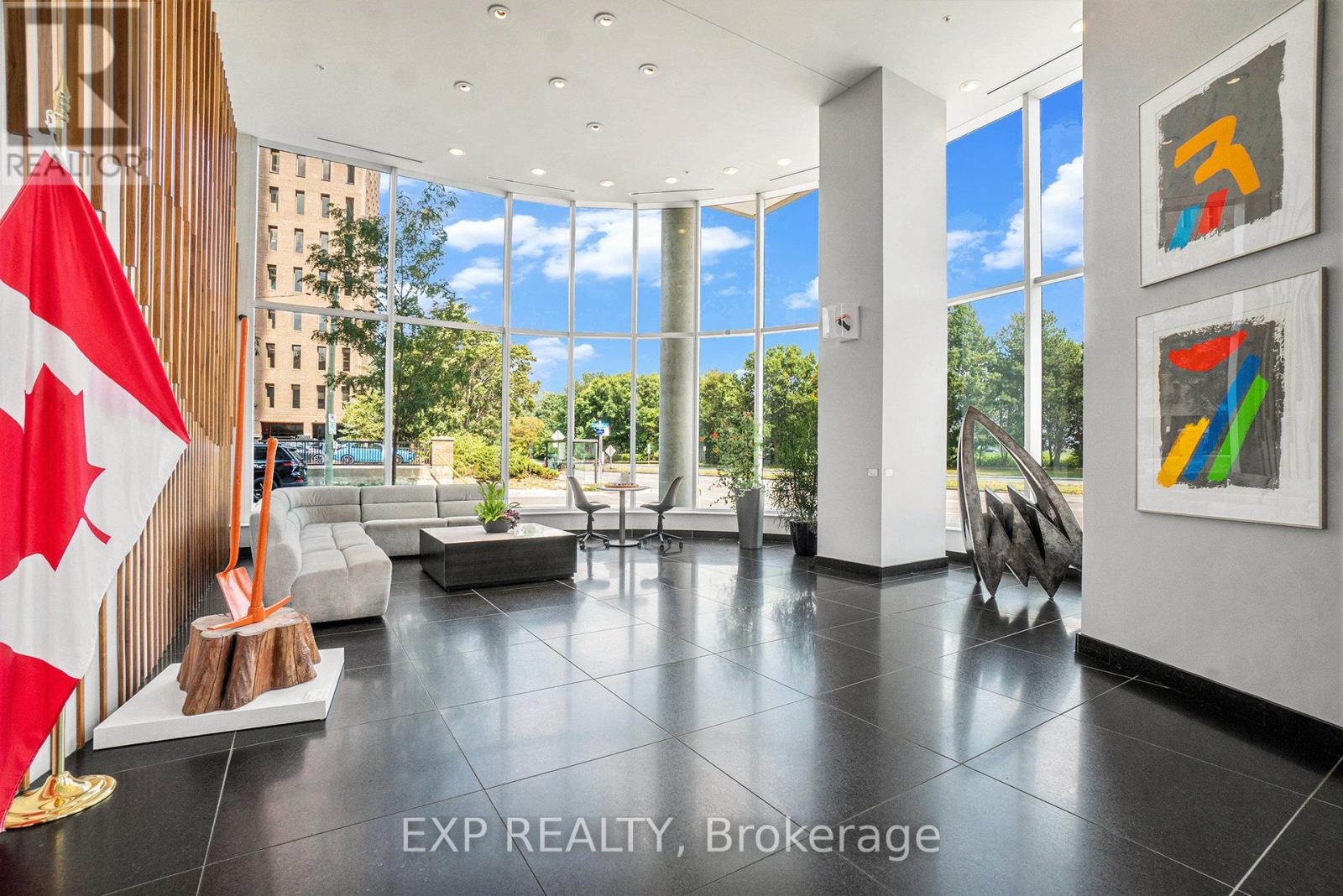 907 - 805 Carling Avenue, Ottawa, Ontario  K1S 5W9 - Photo 4 - X12342794