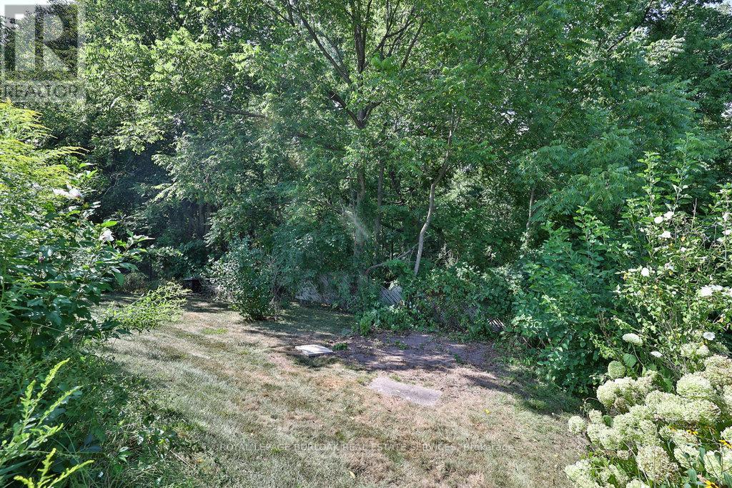 37 Sunrise Crescent, Hamilton (Dundas), Ontario  L9H 3S1 - Photo 24 - X12342720