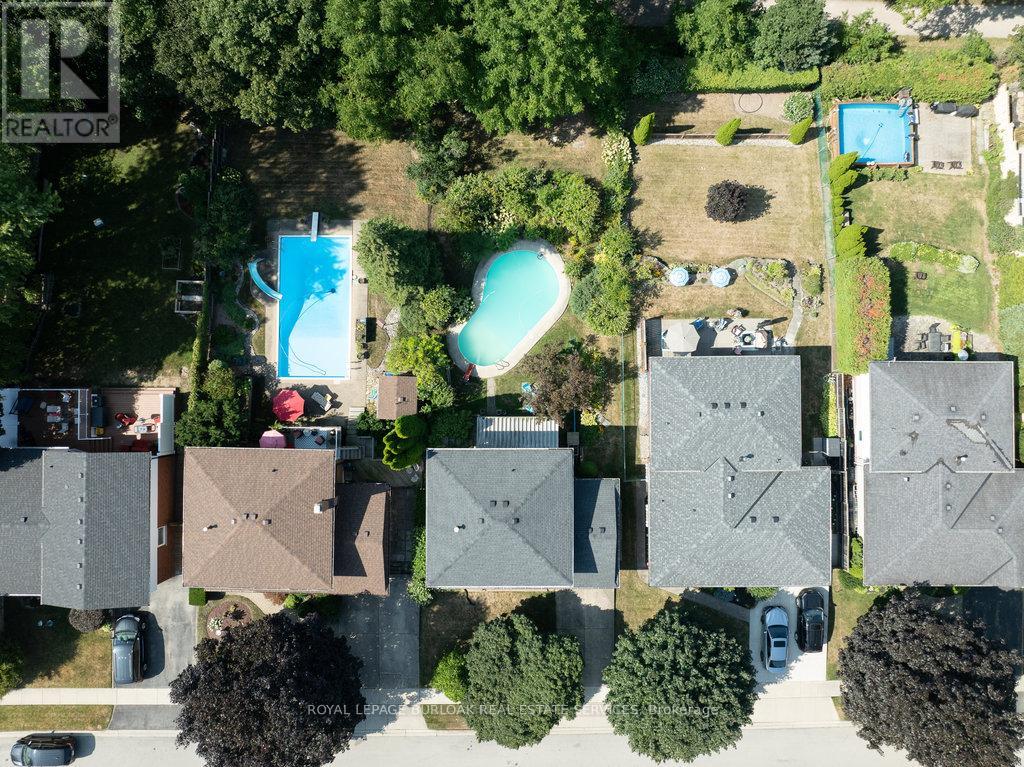 37 Sunrise Crescent, Hamilton (Dundas), Ontario  L9H 3S1 - Photo 27 - X12342720
