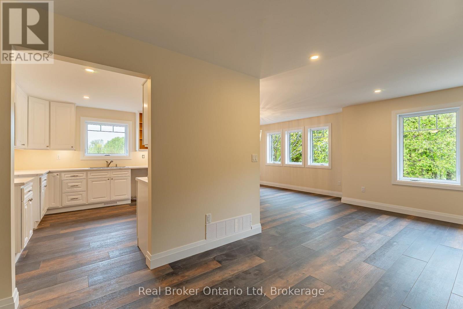 397600 10th Concession Road, Meaford, Ontario  N4K 5N8 - Photo 10 - X12342804