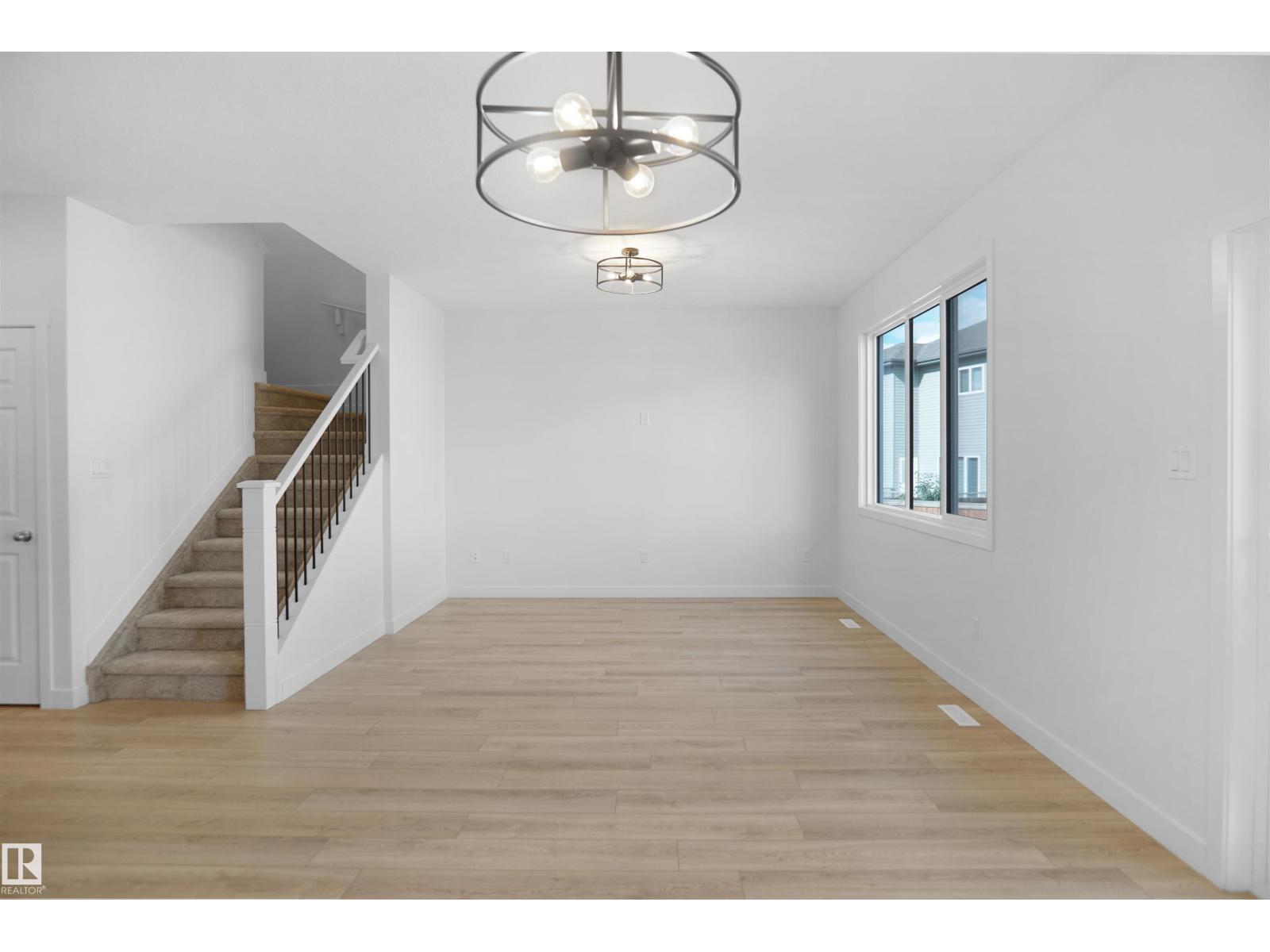 1503 26 St Nw, Edmonton, Alberta  T6T 2R6 - Photo 5 - E4452759