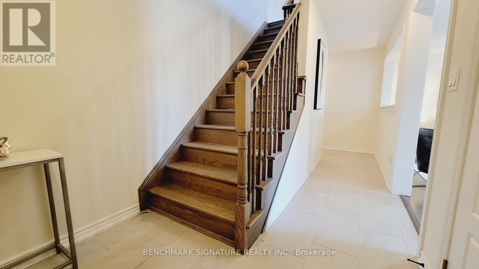 29 George Peach Avenue, Markham, Ontario  L6C 0Z2 - Photo 11 - N12335089