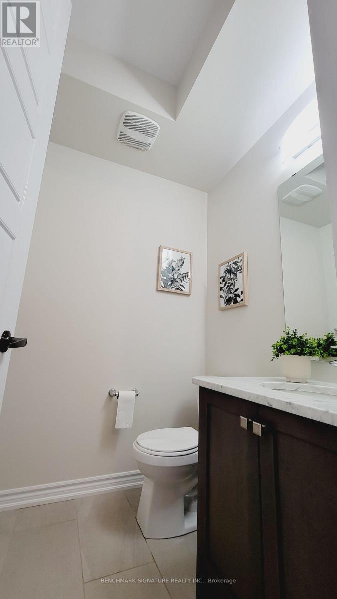 29 George Peach Avenue, Markham, Ontario  L6C 0Z2 - Photo 13 - N12335089