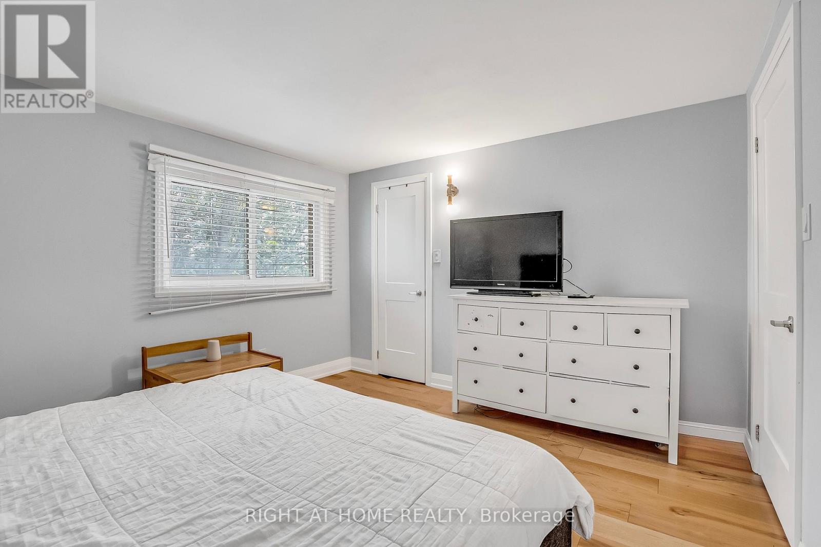 6824 Avila Road, Mississauga, Ontario  L5N 1R8 - Photo 30 - W12342444