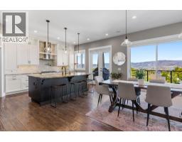 5444 South Perimeter Way, kelowna, British Columbia