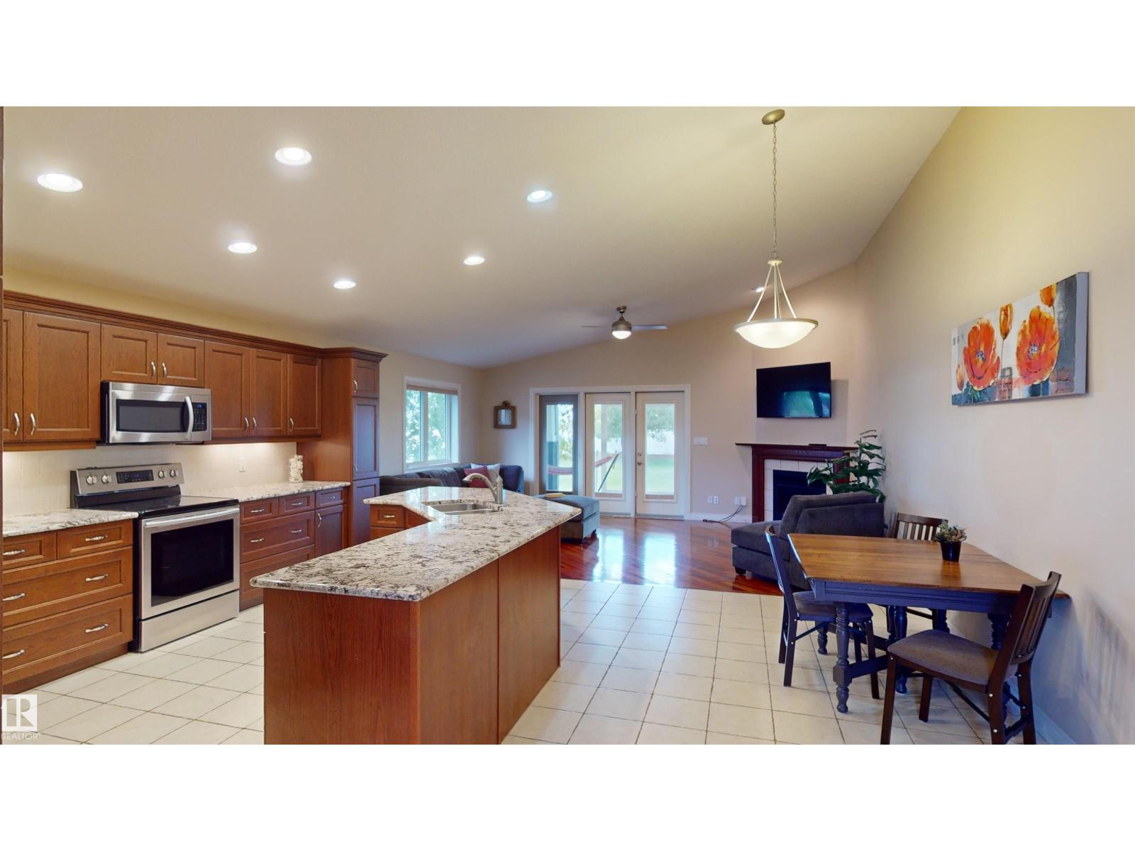 17 53026 Rge Road 43, Rural Parkland County, Alberta  T0E 2K0 - Photo 12 - E4430079