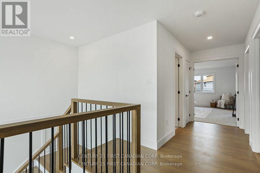 3871 Big Leaf Trail, London South (South V), Ontario  N6P 1H5 - Photo 22 - X12342925