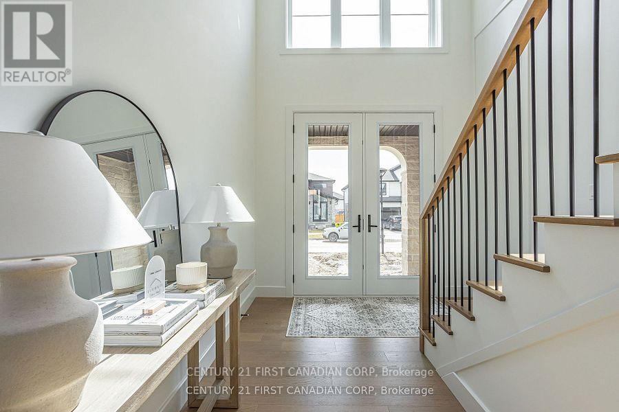 3871 Big Leaf Trail, London South (South V), Ontario  N6P 1H5 - Photo 6 - X12342925