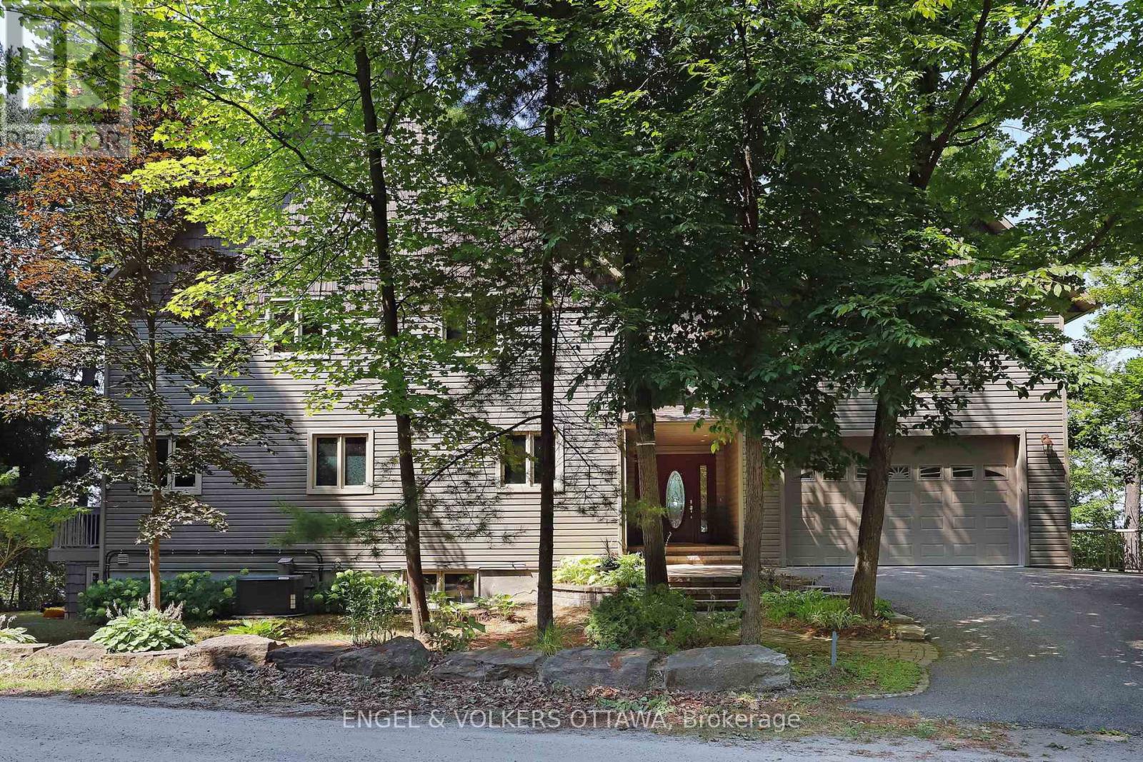 146 Beck Shore Road, Drummond/north Elmsley, Ontario  K7H 3C8 - Photo 2 - X12342939