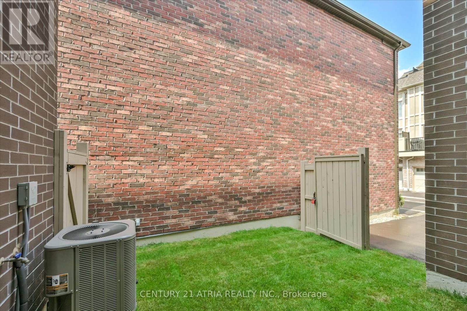 17 Kohn Lane, Markham (Angus Glen), Ontario  L6C 3J3 - Photo 47 - N12342799