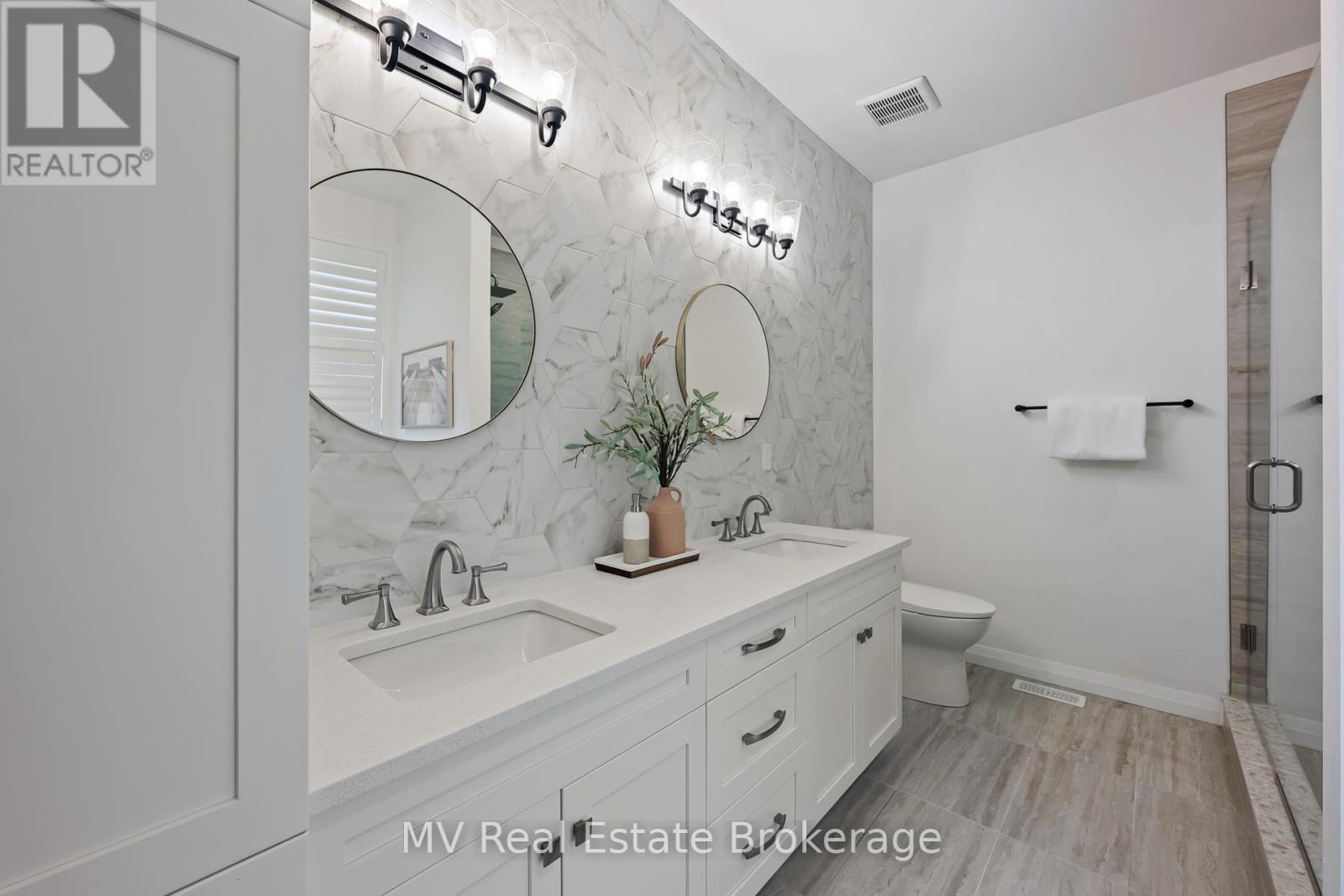 34 Creekside Terrace Private, Centre Wellington, Ontario  N1M 0H4 - Photo 30 - X12342867