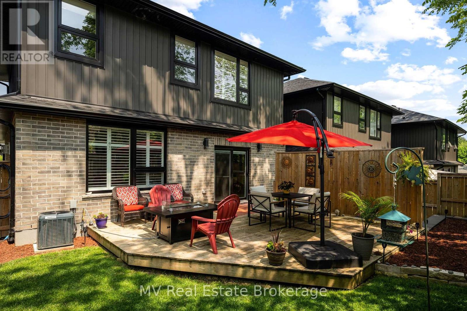 34 Creekside Terrace Private, Centre Wellington, Ontario  N1M 0H4 - Photo 47 - X12342867