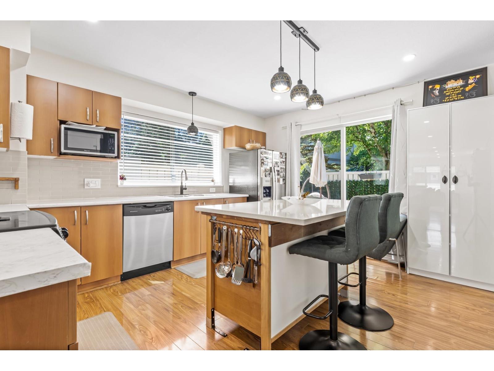 1 15155 62a Avenue, Surrey, British Columbia  V3S 8A6 - Photo 4 - R3036905