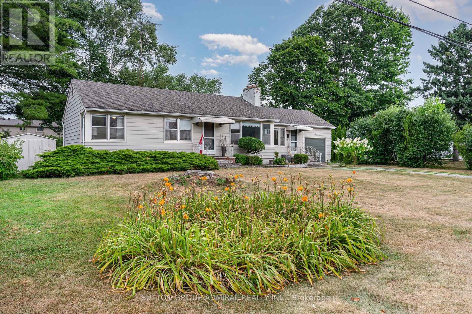 2455 REBECCA STREET, Oakville, Ontario