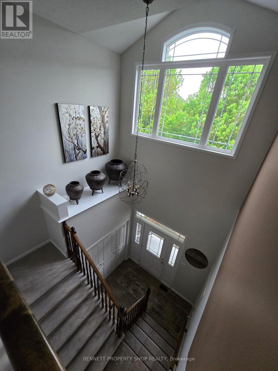 295 Harthill Way, Ottawa, Ontario  K2J 0P3 - Photo 10 - X12316085