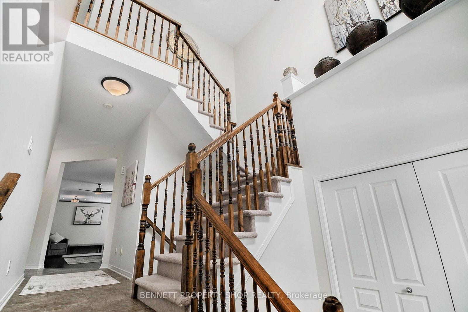 295 Harthill Way, Ottawa, Ontario  K2J 0P3 - Photo 12 - X12316085