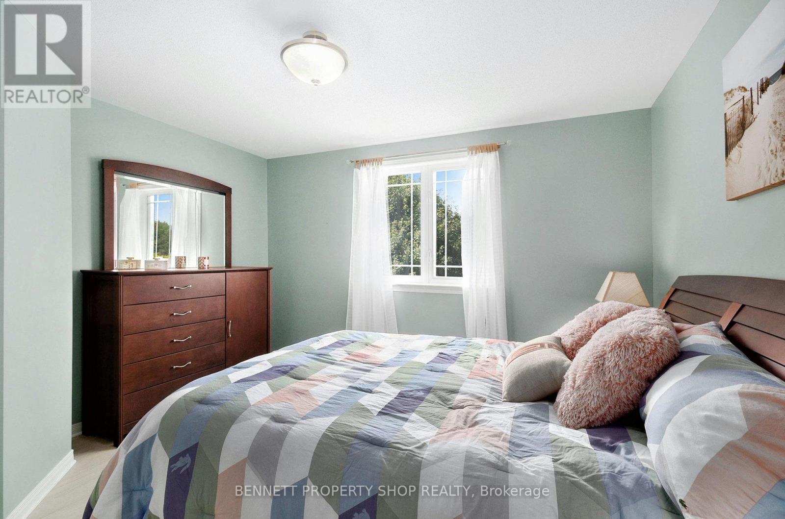 295 Harthill Way, Ottawa, Ontario  K2J 0P3 - Photo 21 - X12316085