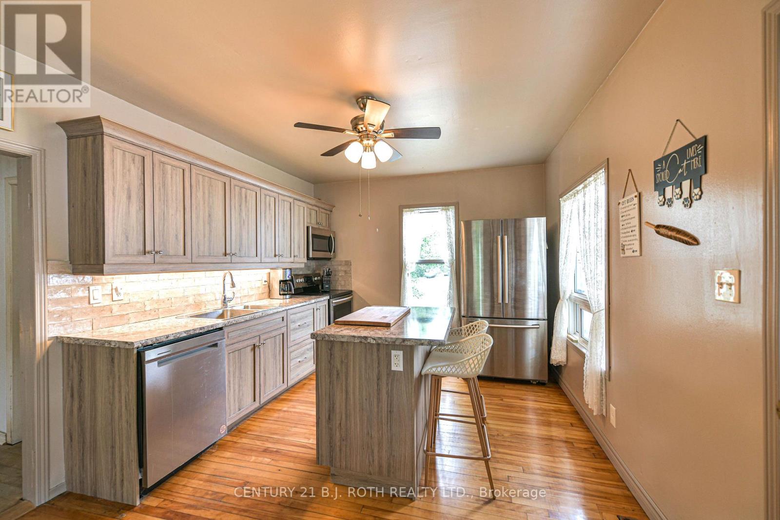 3297 Muskoka Street, Severn, Ontario  L0K 2B0 - Photo 22 - S12342930