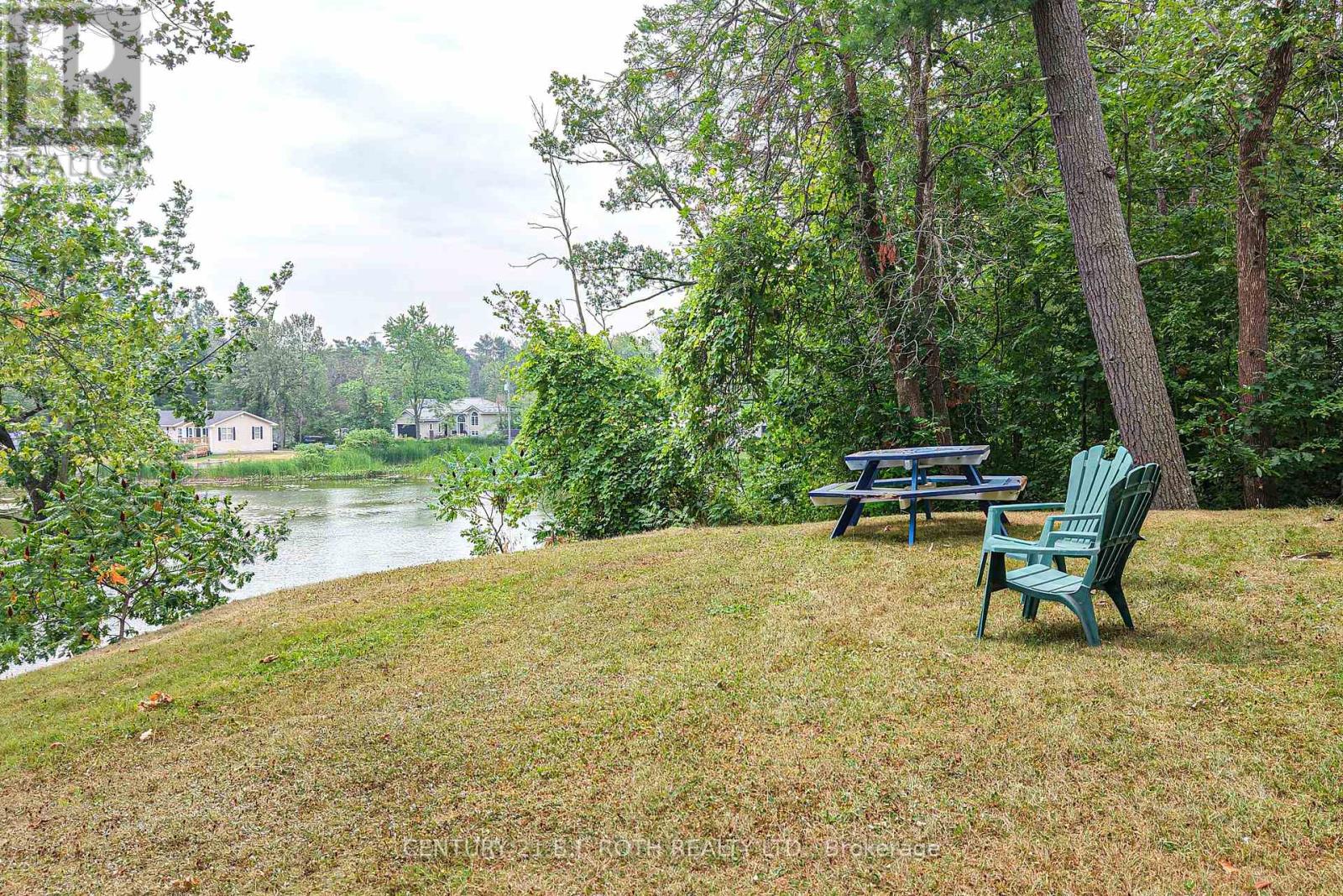 3297 Muskoka Street, Severn, Ontario  L0K 2B0 - Photo 7 - S12342930