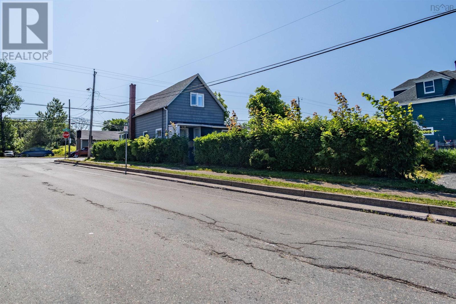 1373 Victoria Road, Sydney, Nova Scotia  B1N 2W9 - Photo 40 - 202518166