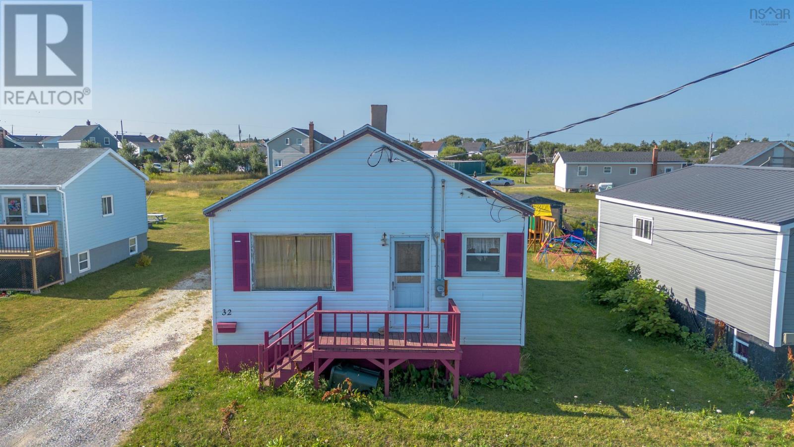 32 Wadman Street, Glace Bay, Nova Scotia  B1A 1S3 - Photo 1 - 202520298