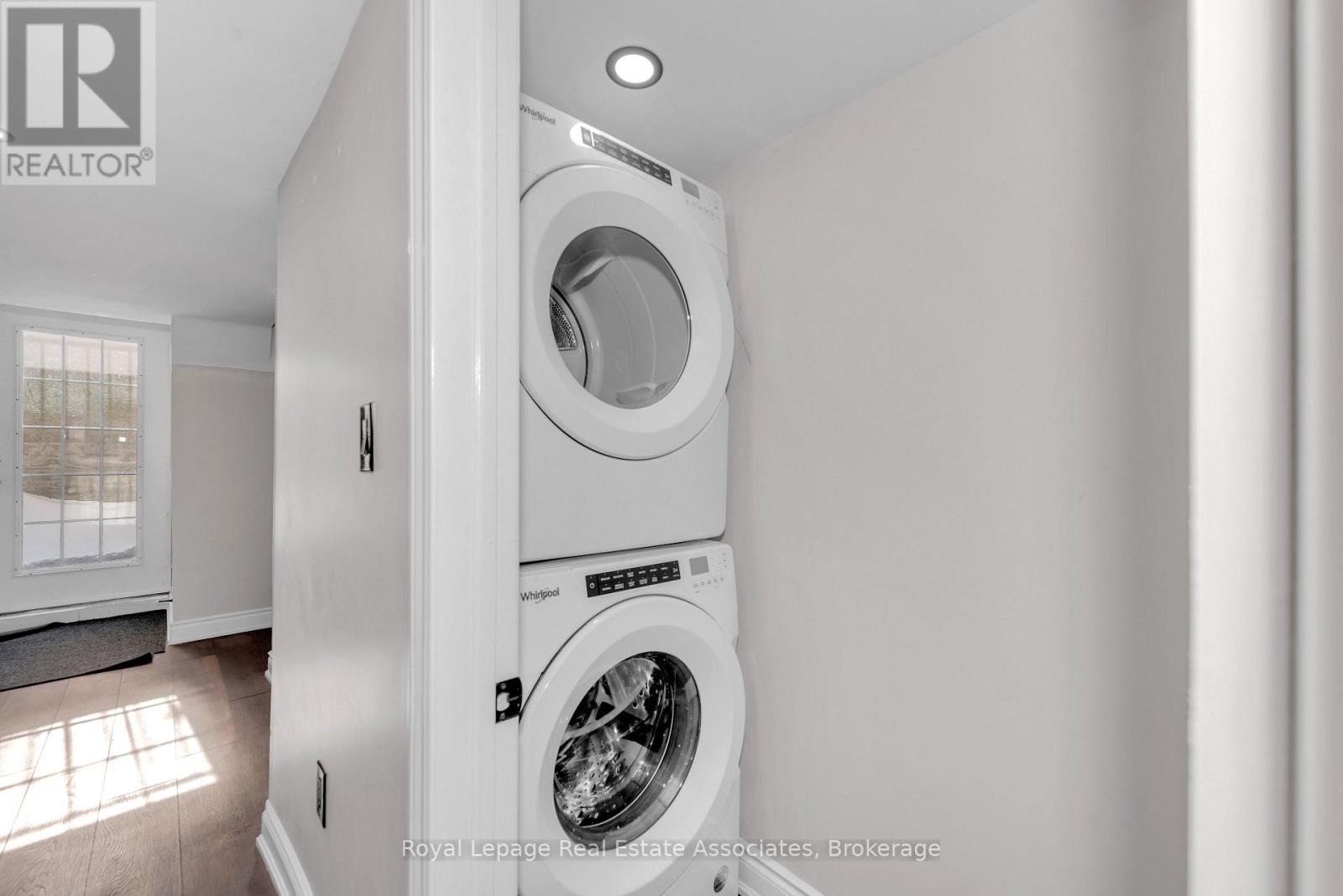12 Seabrook Place, Brampton (Credit Valley), Ontario  L6Y 0X5 - Photo 34 - W12342875