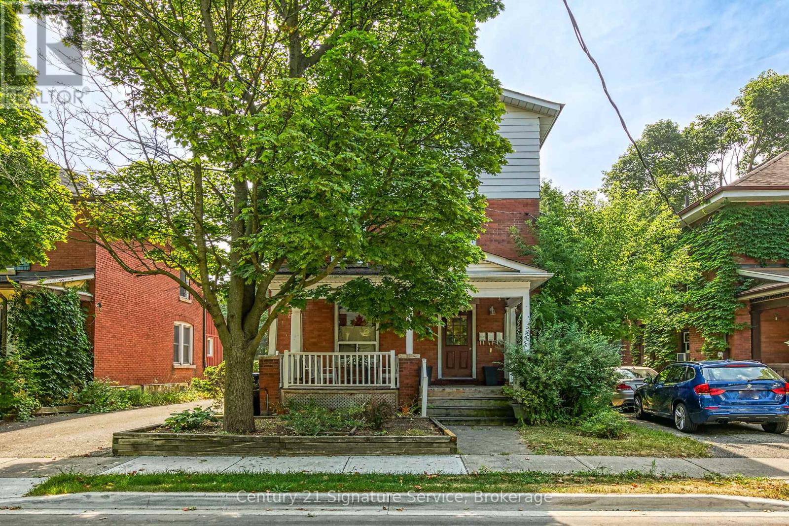 17 Fleming Avenue W, Brampton, Ontario  L6Y 1J9 - Photo 4 - W12342900