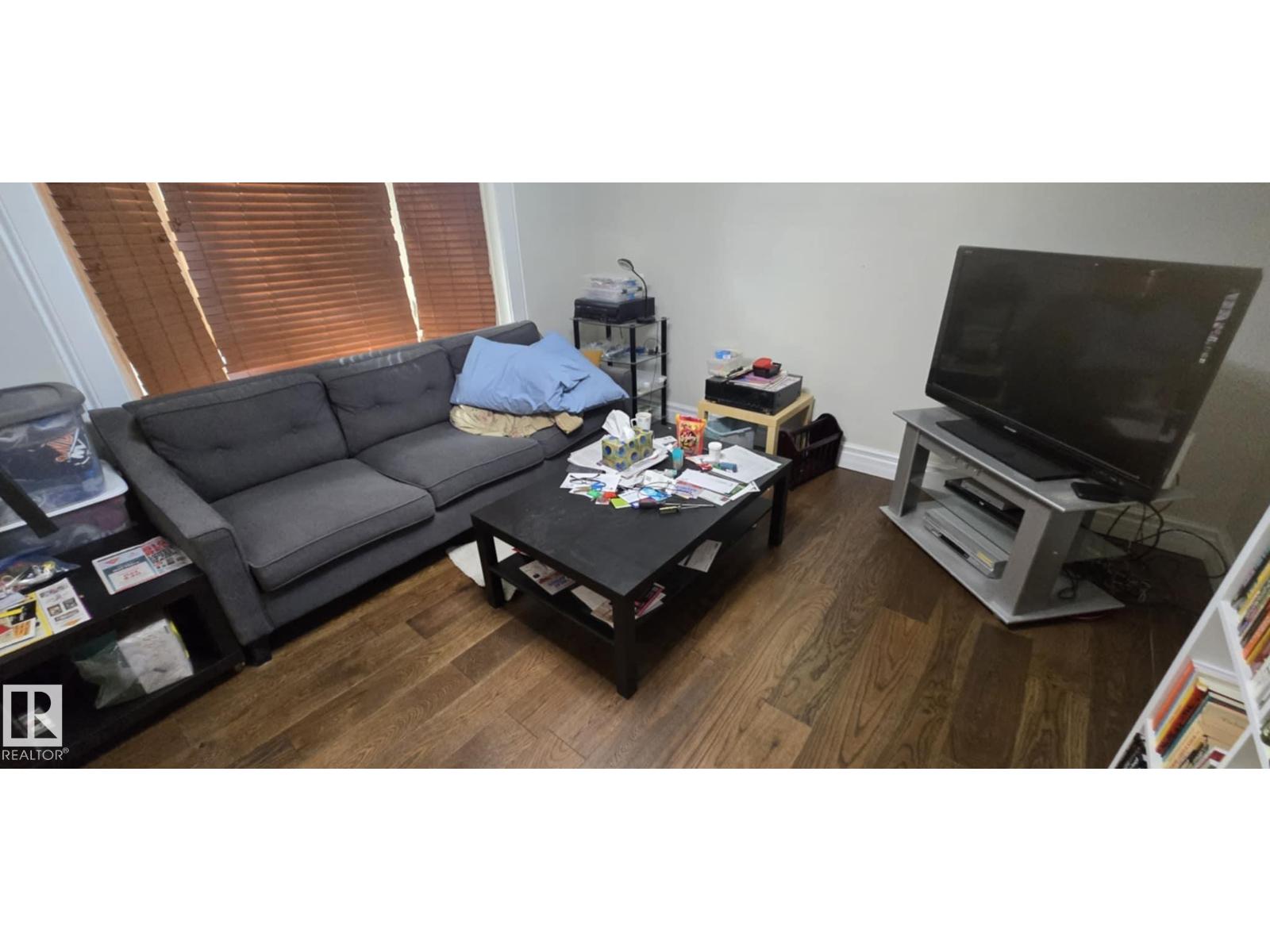 Property at 10713 93 ST NW NW image 3