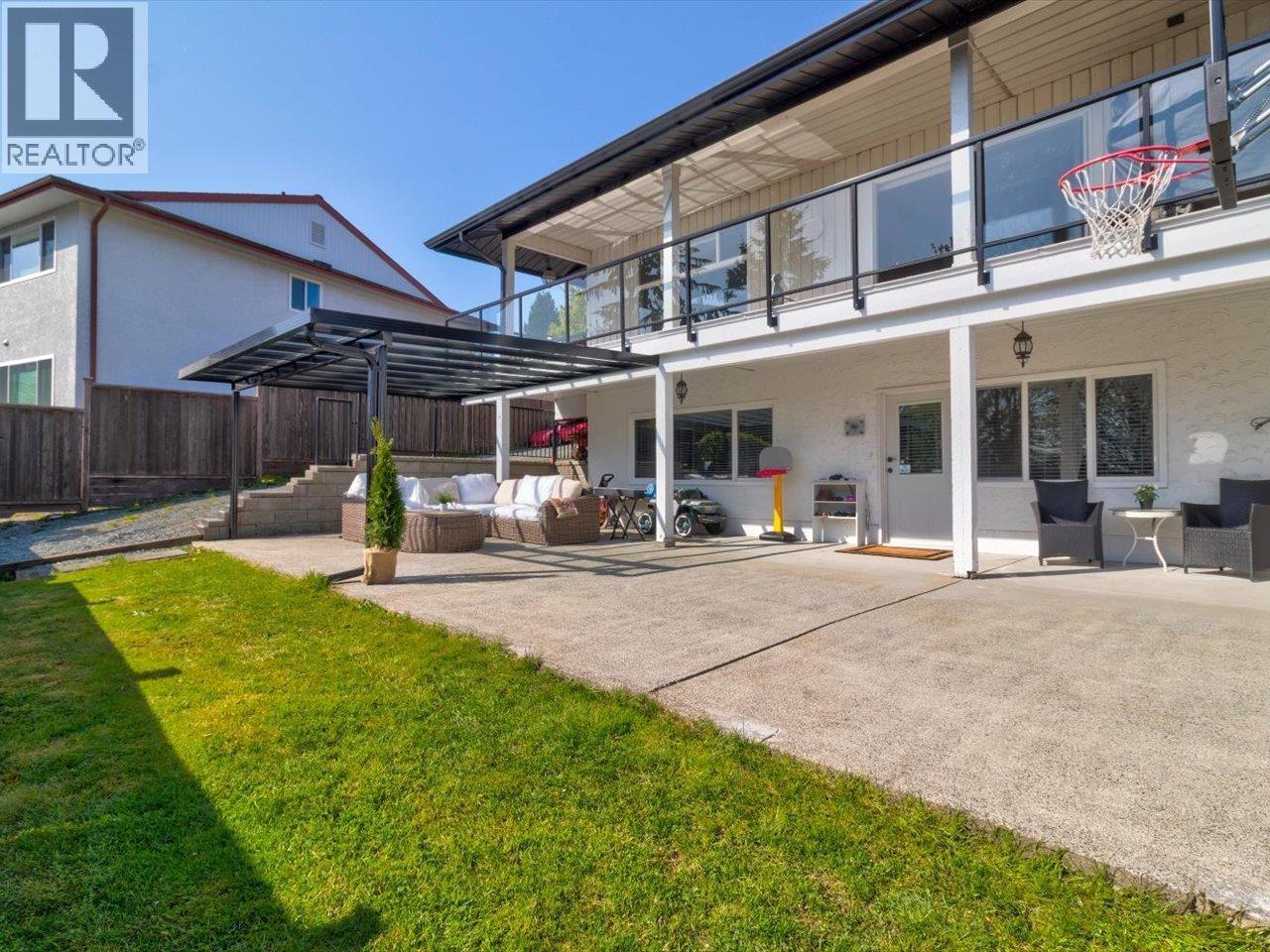 1001 Palmdale Street, Coquitlam, British Columbia  V3C 3R3 - Photo 32 - R2995652