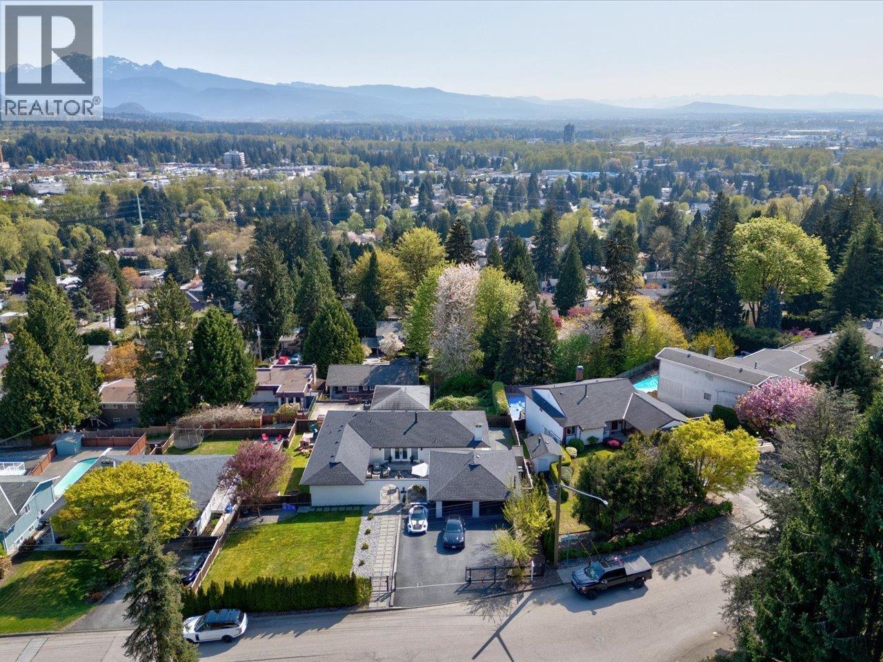 1001 Palmdale Street, Coquitlam, British Columbia  V3C 3R3 - Photo 40 - R2995652