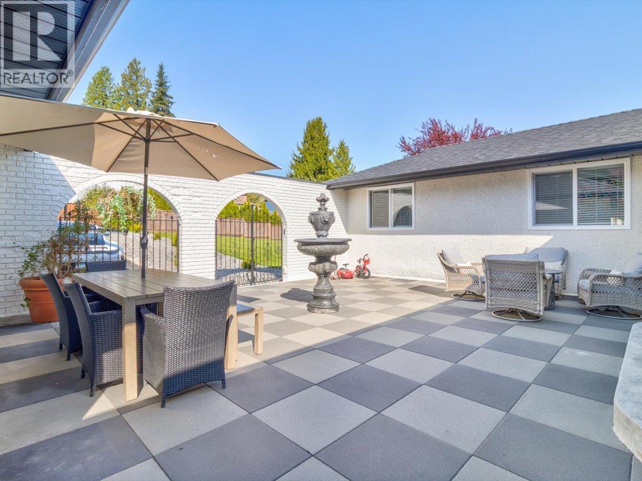 1001 Palmdale Street, Coquitlam, British Columbia  V3C 3R3 - Photo 26 - R2995652