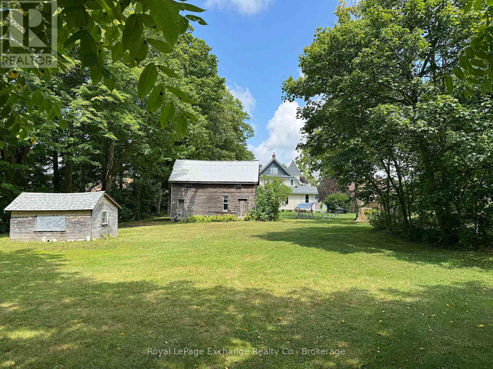 8 Queen Street, Huron-Kinloss, Ontario  N0G 2R0 - Photo 47 - X12334357