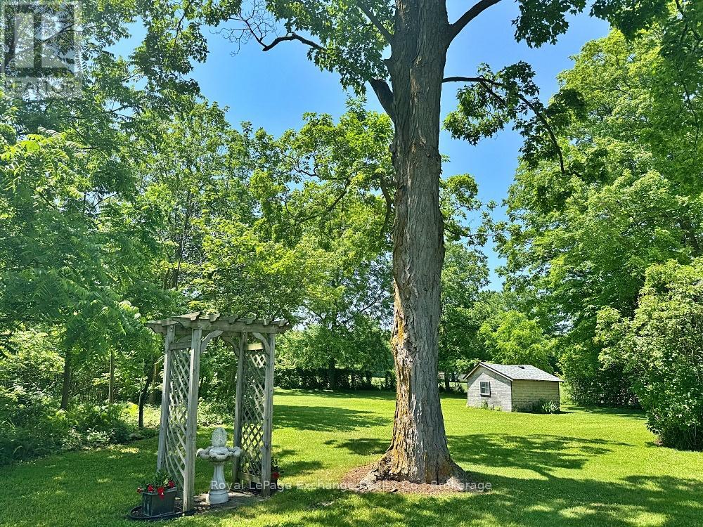 8 Queen Street, Huron-Kinloss, Ontario  N0G 2R0 - Photo 43 - X12334357