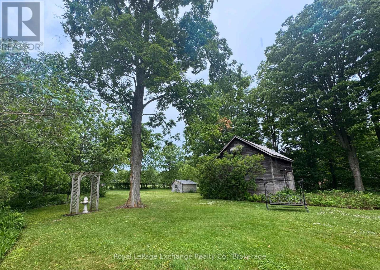 8 Queen Street, Huron-Kinloss, Ontario  N0G 2R0 - Photo 42 - X12334357