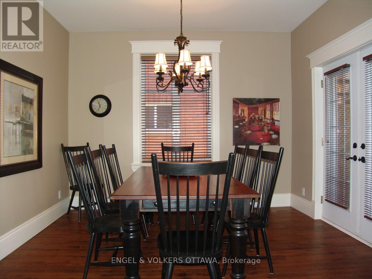 183 Holmwood Avenue, Ottawa, Ontario  K1S 2P4 - Photo 16 - X12343017