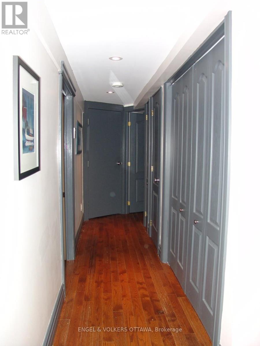 183 Holmwood Avenue, Ottawa, Ontario  K1S 2P4 - Photo 22 - X12343017