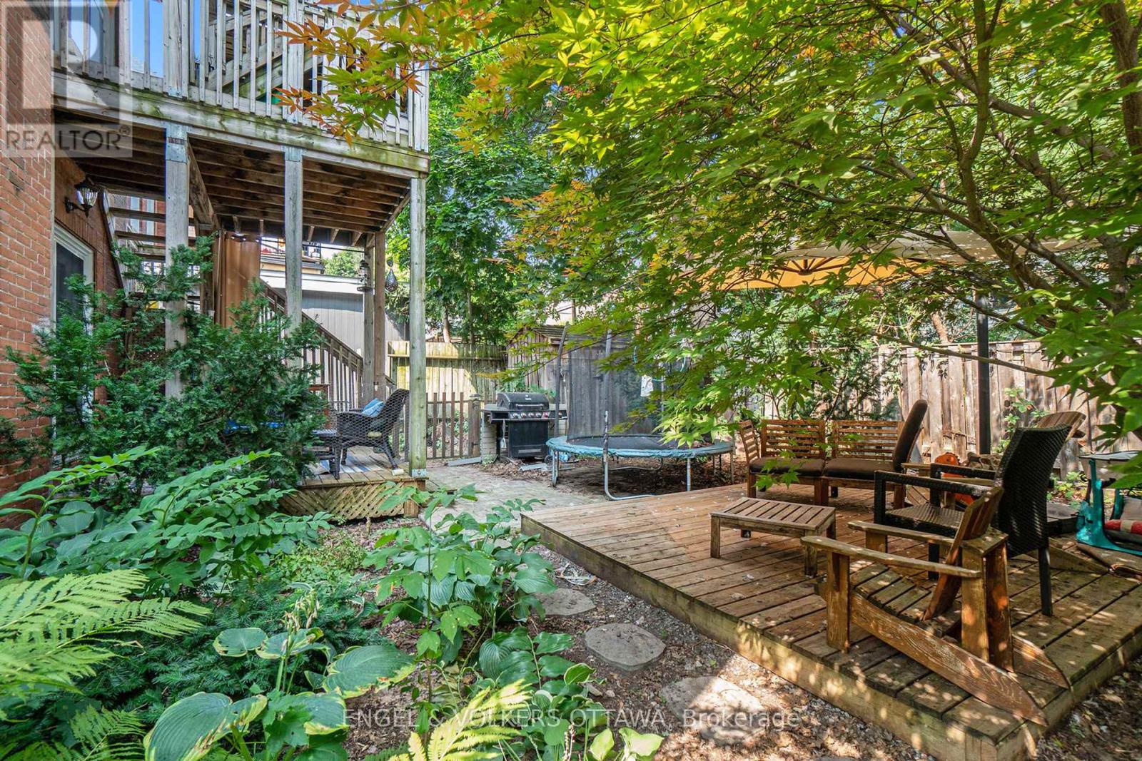 183 Holmwood Avenue, Ottawa, Ontario  K1S 2P4 - Photo 6 - X12343017