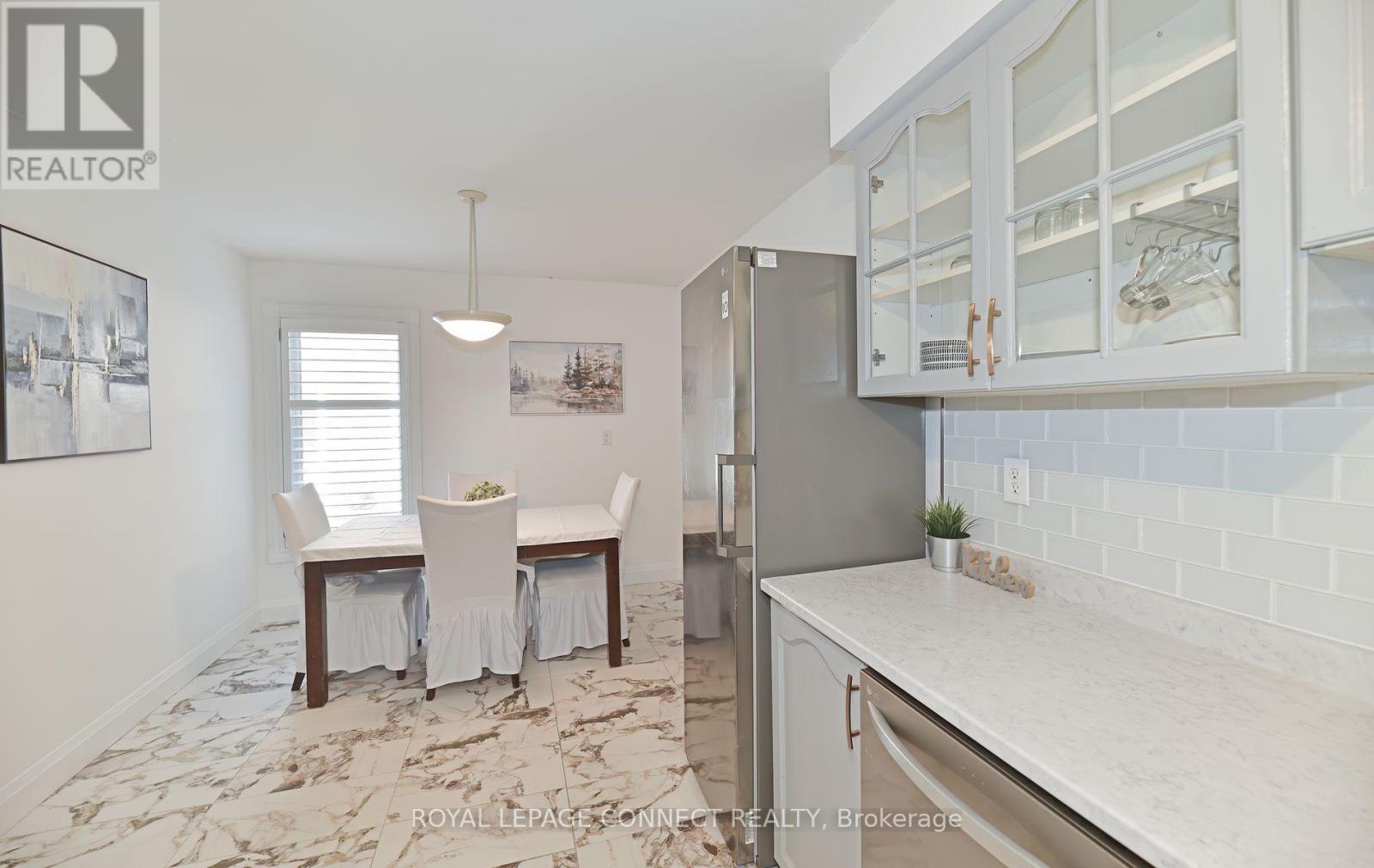 154 Pressed Brick Drive, Brampton, Ontario  L6V 4K6 - Photo 15 - W12342979