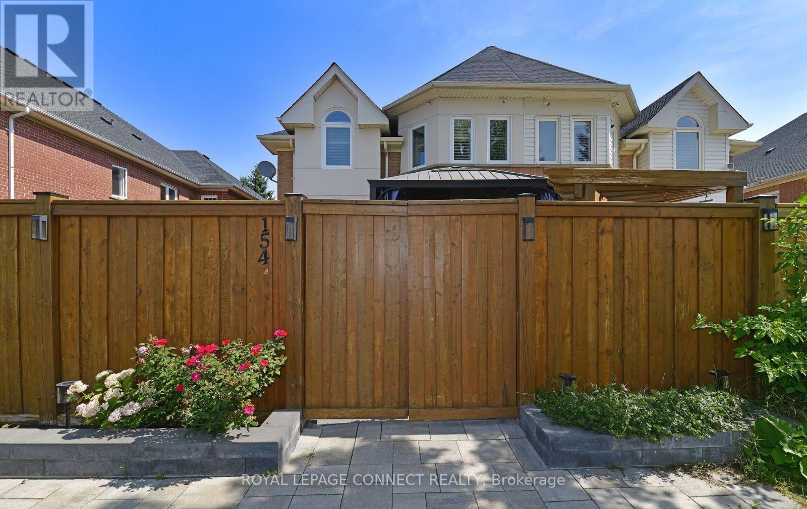 154 Pressed Brick Drive, Brampton, Ontario  L6V 4K6 - Photo 39 - W12342979