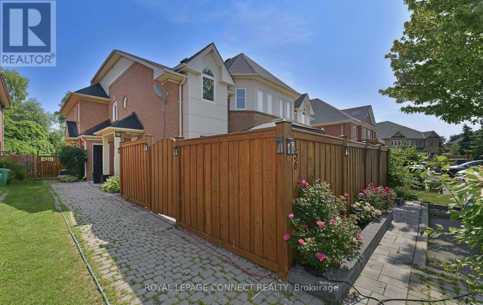 154 Pressed Brick Drive, Brampton, Ontario  L6V 4K6 - Photo 4 - W12342979