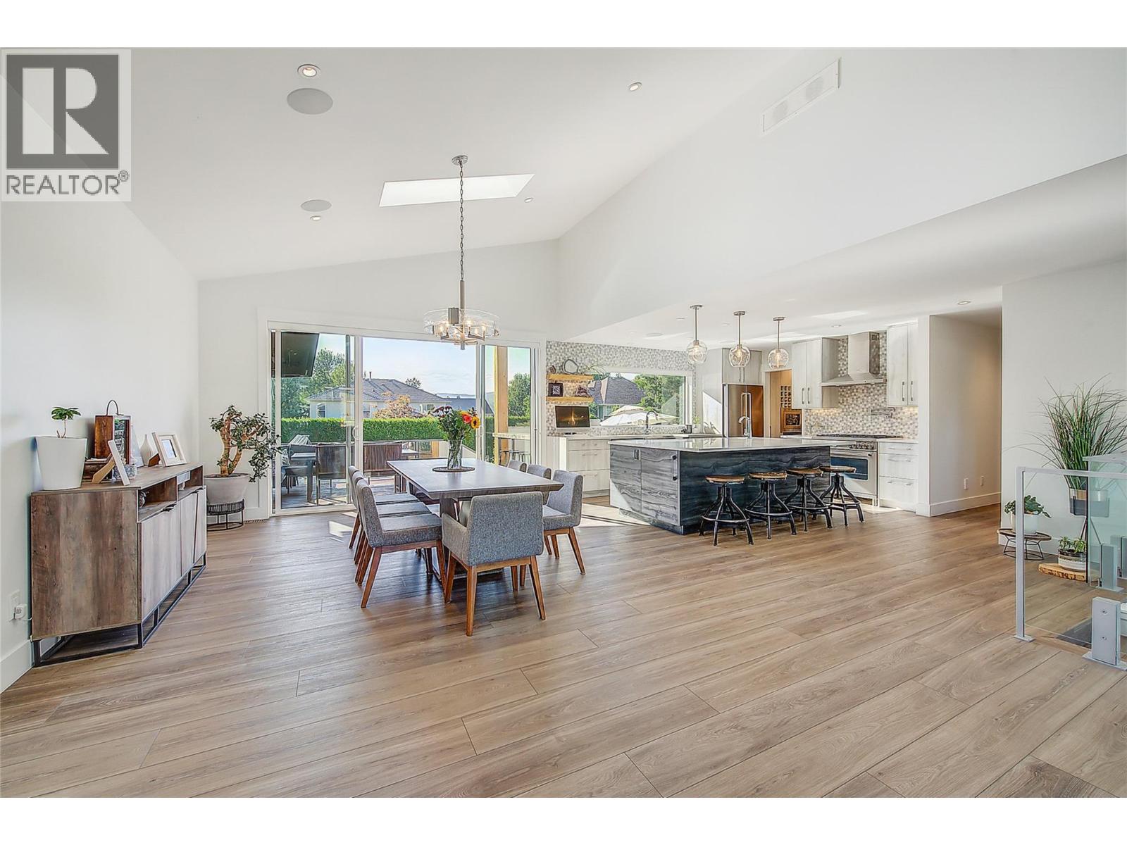 4354 Kensington Drive, Kelowna, British Columbia  V1W 2L8 - Photo 6 - 10359084