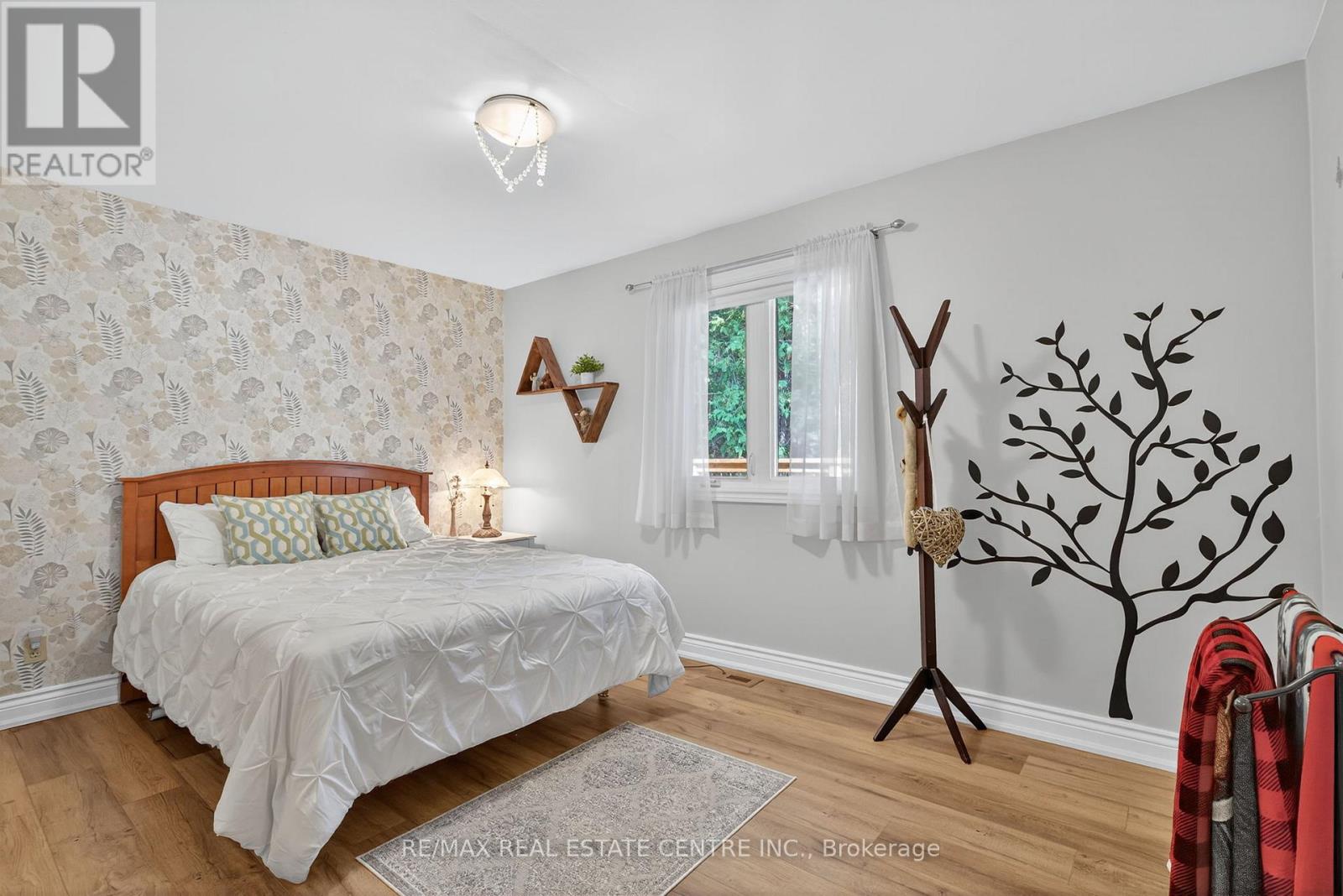 16 Cedar Lane, Mono, Ontario  L9W 6C8 - Photo 27 - X12342984