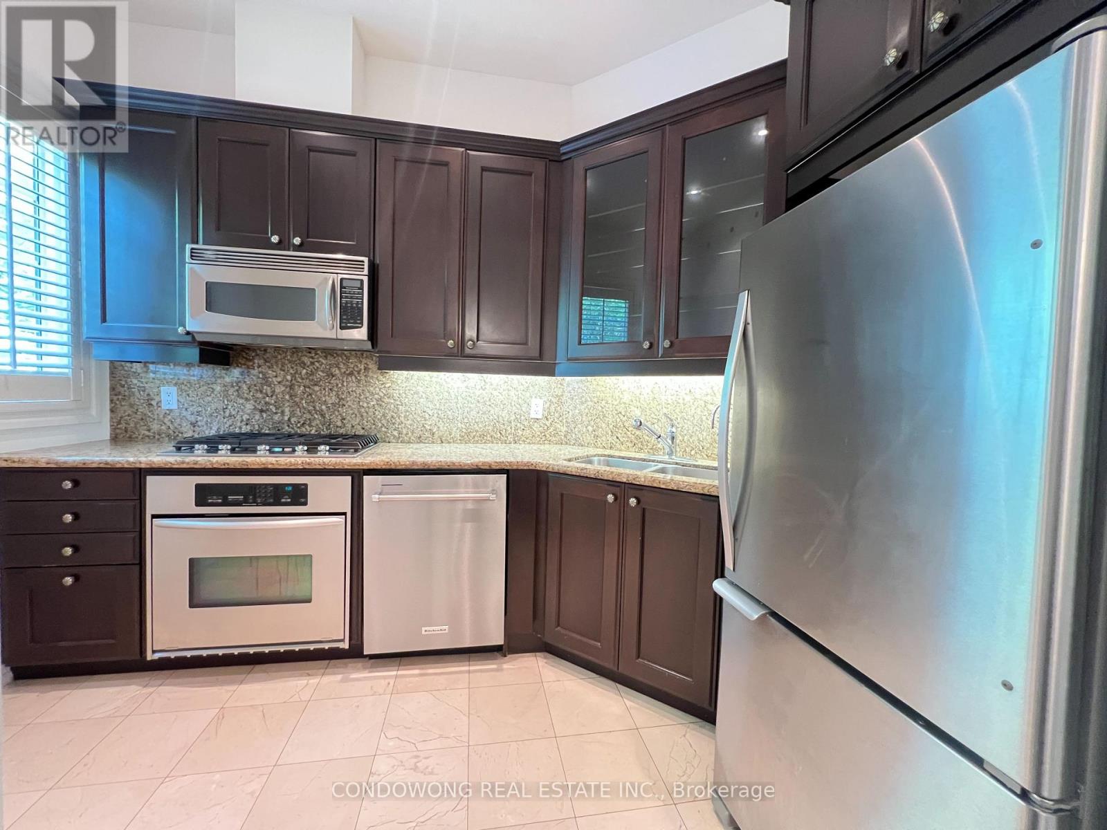 612 - 53 York Mills Road, Toronto, Ontario  M2P 1B6 - Photo 10 - C12343015