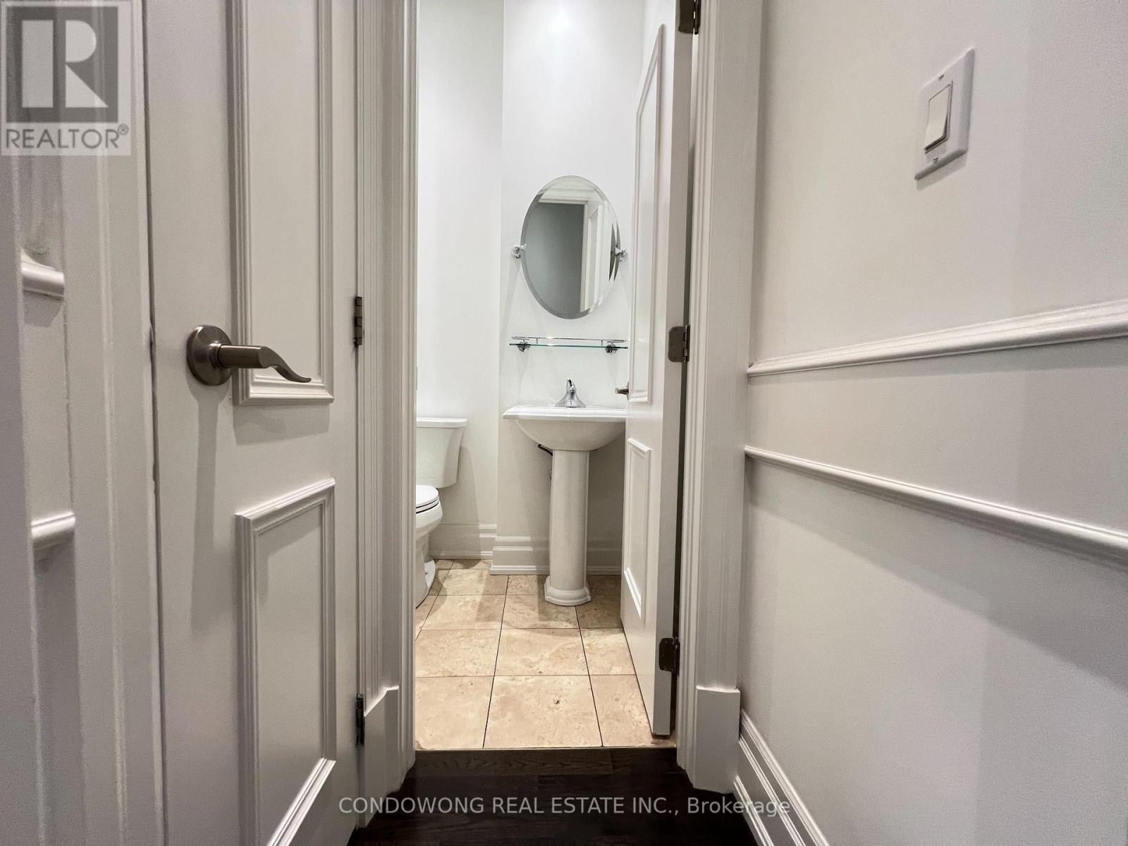 612 - 53 York Mills Road, Toronto, Ontario  M2P 1B6 - Photo 34 - C12343015