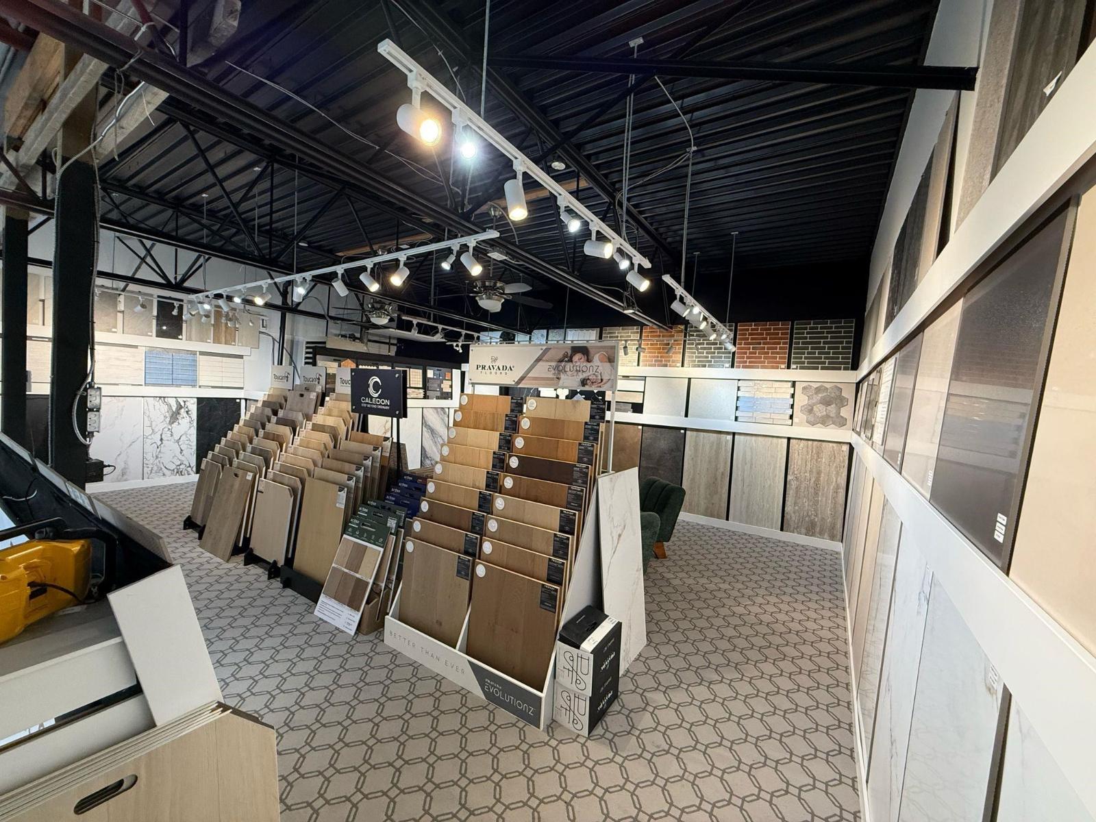 130 12414 82 Avenue, Surrey, British Columbia  V3W 3E9 - Photo 2 - C8071408