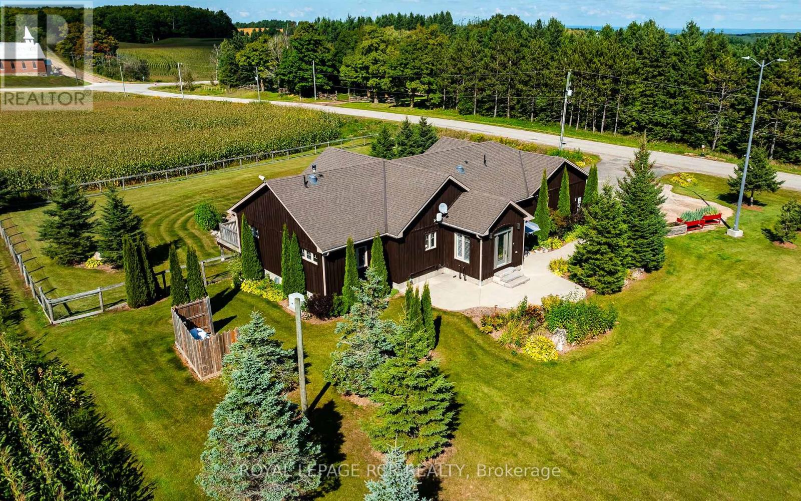 676600 Centre Road, Mulmur, Ontario  L9V 0E1 - Photo 3 - X12168144