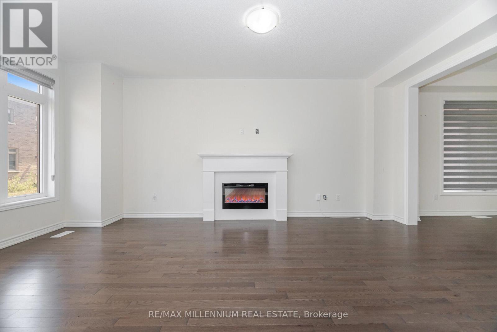 3 Neil Promenade, Caledon, Ontario  L7C 4H6 - Photo 12 - W12343014