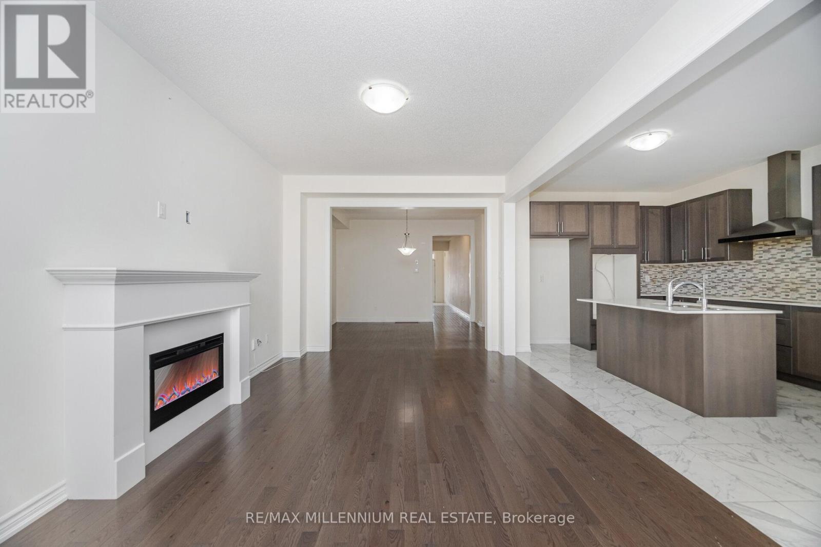 3 Neil Promenade, Caledon, Ontario  L7C 4H6 - Photo 13 - W12343014