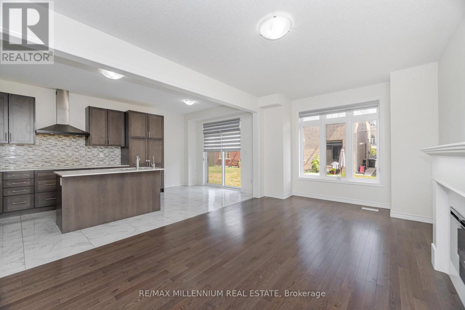 3 Neil Promenade, Caledon, Ontario  L7C 4H6 - Photo 14 - W12343014