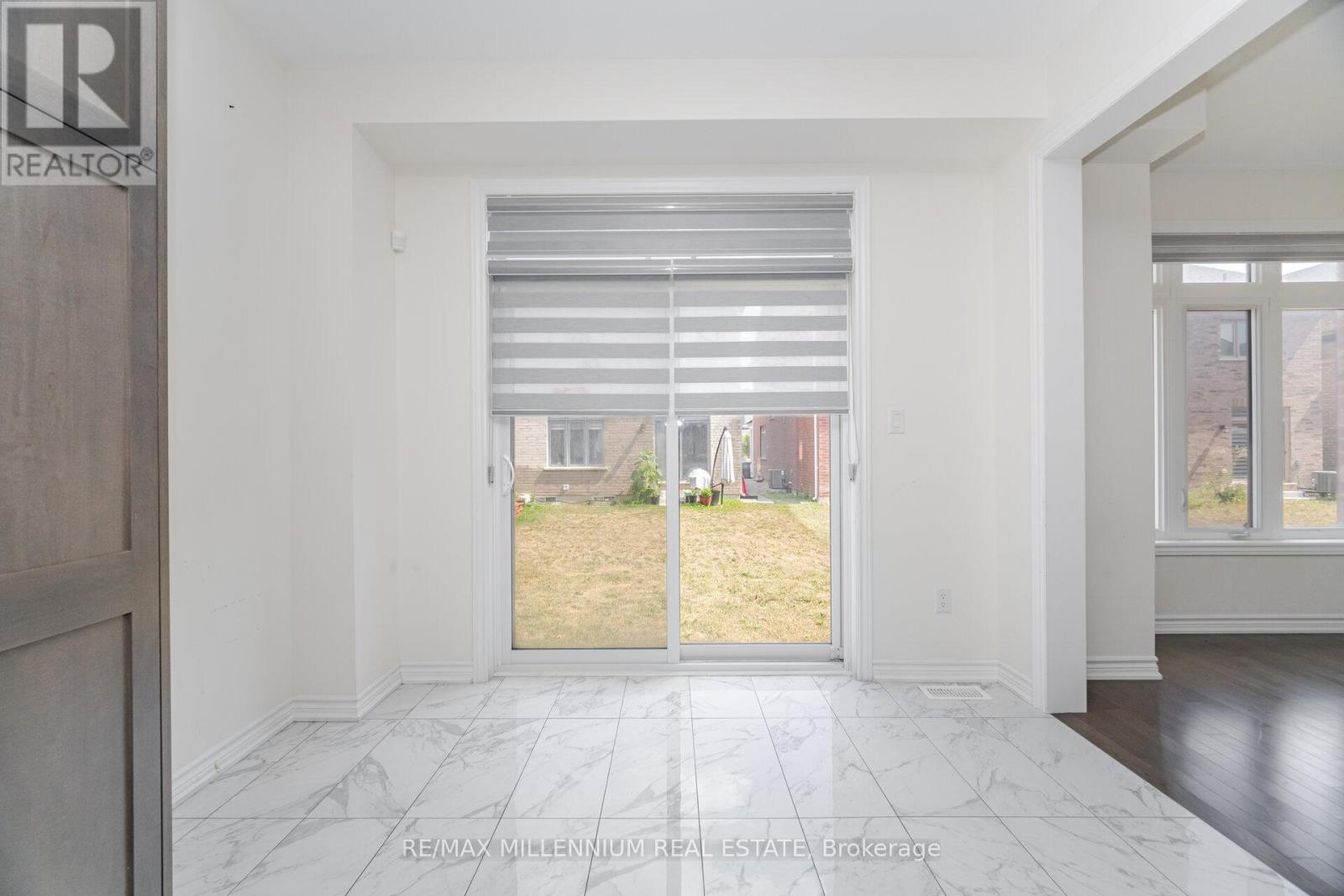 3 Neil Promenade, Caledon, Ontario  L7C 4H6 - Photo 19 - W12343014